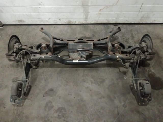 bontott VW EOS Hátsó Híd (Tárcsafékes)