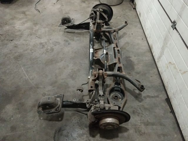 bontott VW EOS Hátsó Híd (Tárcsafékes)