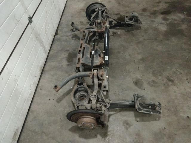 bontott VW EOS Hátsó Híd (Tárcsafékes)