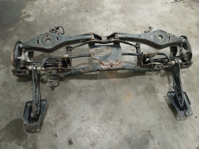 bontott VW EOS Hátsó Híd (Tárcsafékes)