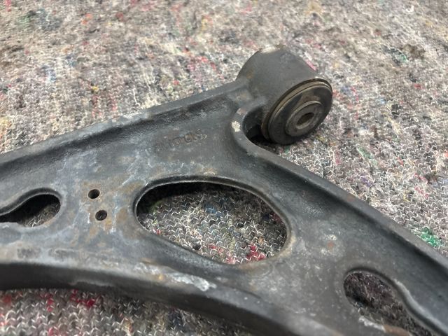 bontott VW EOS Jobb első Lengőkar