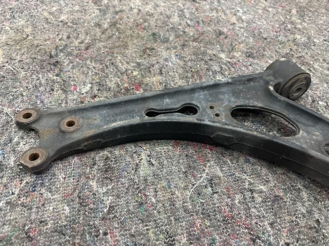 bontott VW EOS Jobb első Lengőkar