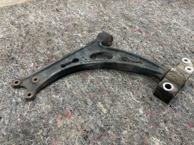 bontott VW EOS Jobb első Lengőkar