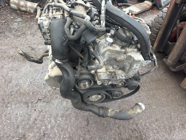 bontott VW EOS Komplett Motor (Segédberendezésekkel)