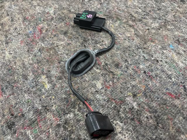 bontott VW EOS Üzemanyag Szivattyú Relé