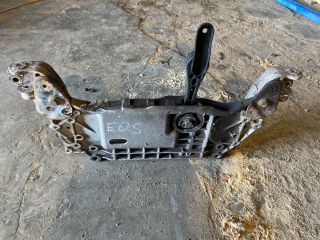 bontott VW EOS Első Bölcső