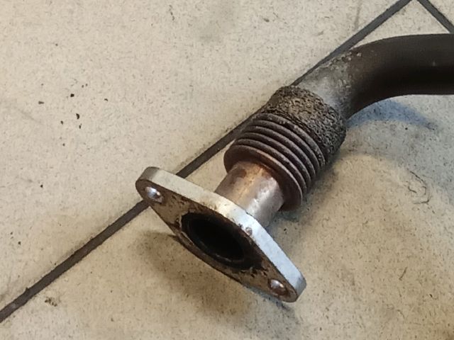 bontott VW EOS EGR Hűtő Cső