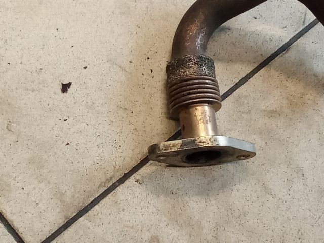 bontott VW EOS EGR Hűtő Cső