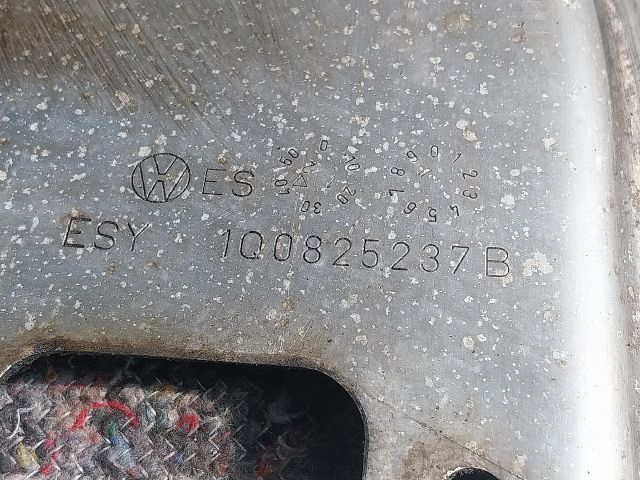 bontott VW EOS Alsó Motorburkolat