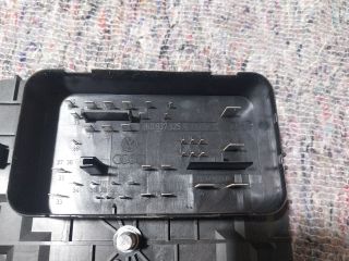 bontott VW EOS Biztosítéktábla Motortér