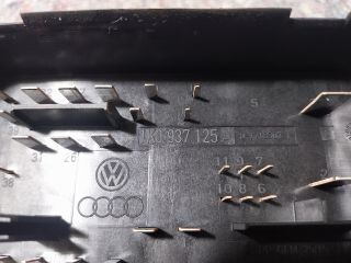 bontott VW EOS Biztosítéktábla Motortér