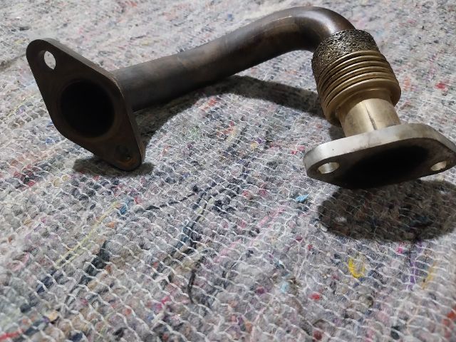 bontott VW EOS EGR Hűtő Cső