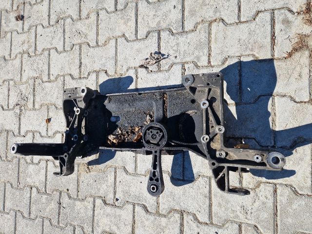 bontott VW EOS Első Bölcső