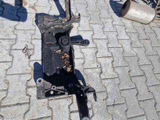 bontott VW EOS Első Bölcső