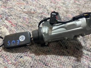 bontott VW EOS Gyújtáskapcsoló Házzal