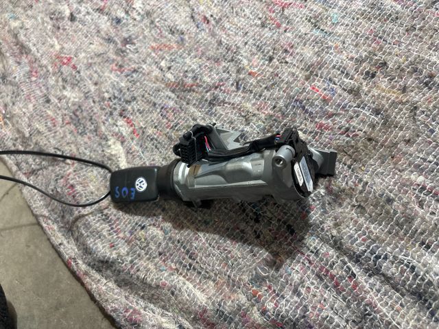 bontott VW EOS Gyújtáskapcsoló Házzal