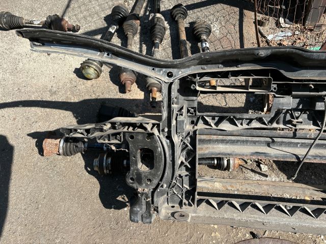 bontott VW EOS Komplett Homlokfal (Részeivel)