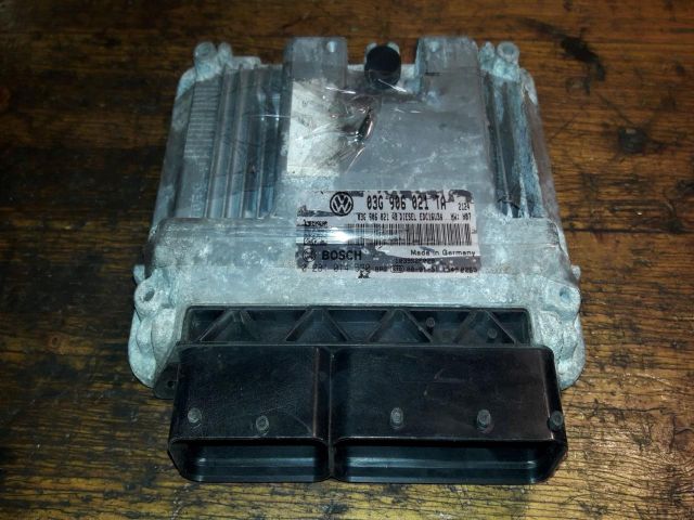 bontott VW EOS Motorvezérlő