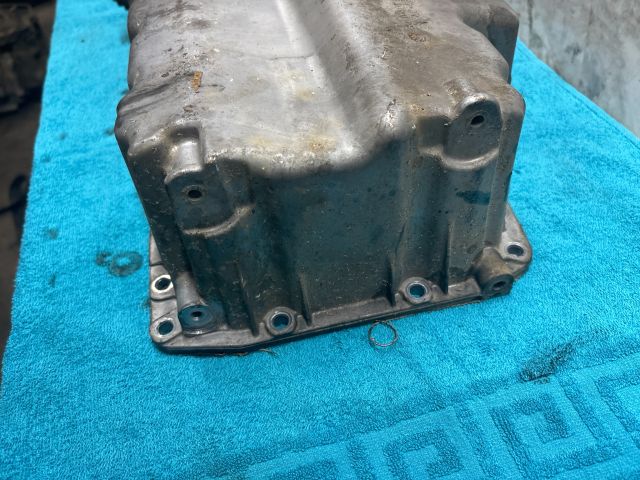 bontott VW EOS Olajteknő