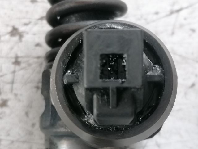 bontott VW EOS Porlasztó Sor / Híd