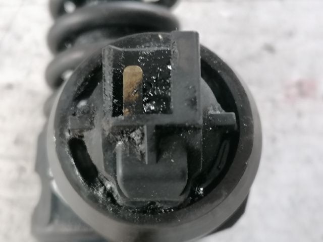 bontott VW EOS Porlasztó Sor / Híd