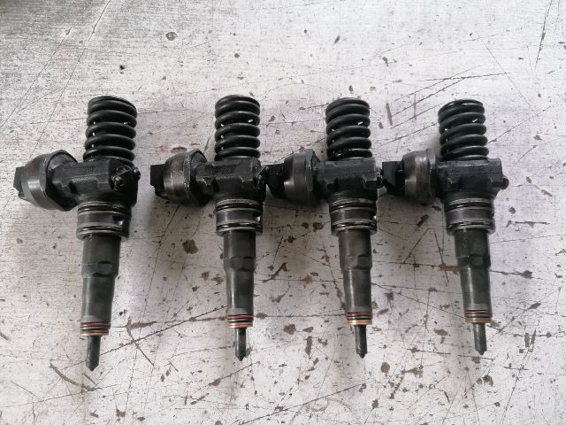 bontott VW EOS Porlasztó Sor / Híd