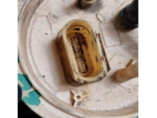 bontott VW EOS Üzemanyag Szivattyú