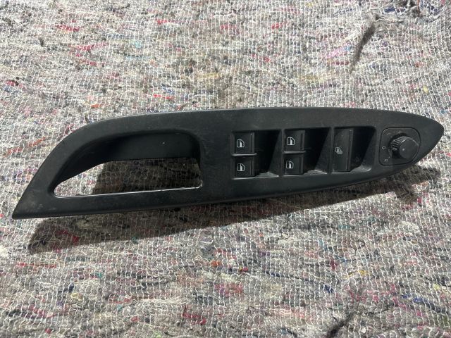 bontott VW EOS Ablakemelő Kapcsoló Négyes / Kettes