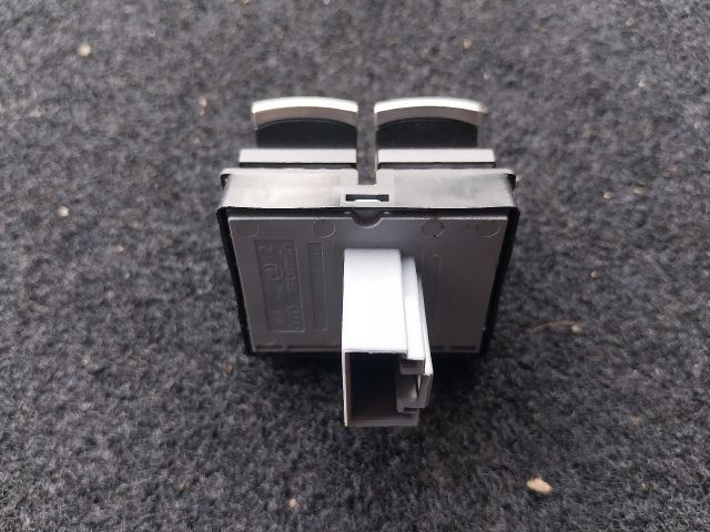 bontott VW EOS Ablakemelő Kapcsoló Négyes / Kettes