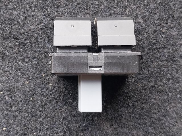 bontott VW EOS Ablakemelő Kapcsoló Négyes / Kettes