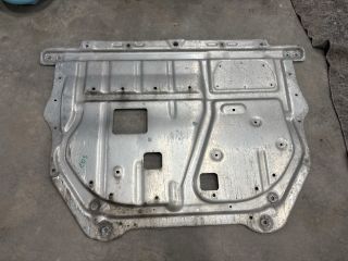 bontott VW EOS Alsó Motorburkolat