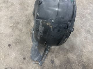 bontott VW EOS Bal első Első Dobbetét (Kerékjárati, Műanyag)