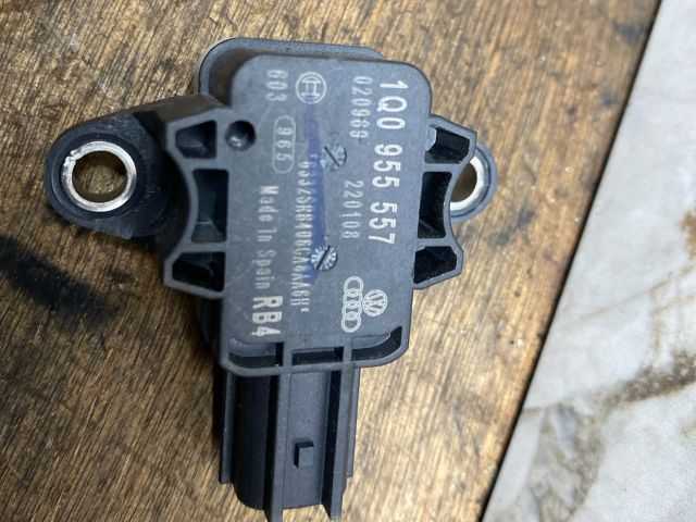 bontott VW EOS Bal első Oldal Ütközés Érzékelő