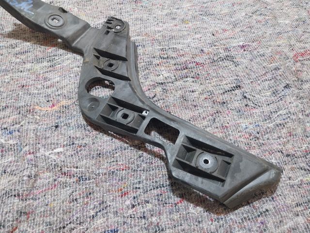 bontott VW EOS Bal hátsó Lökhárító Tartó (Műanyag)