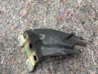 bontott VW EOS Bal Sárvédő Oldaltartó