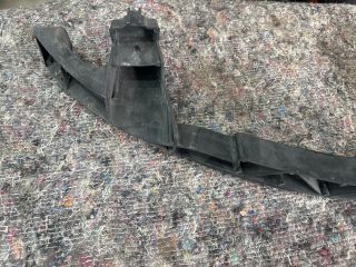 bontott VW EOS Bal Sárvédő Oldaltartó