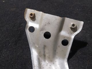 bontott VW EOS Bal Sárvédő Oldaltartó