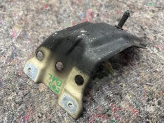 bontott VW EOS Bal Sárvédő Oldaltartó