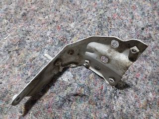 bontott VW EOS Bal Sárvédő Oldaltartó