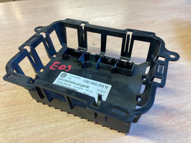 bontott VW EOS Cabrio Tetővezérlő