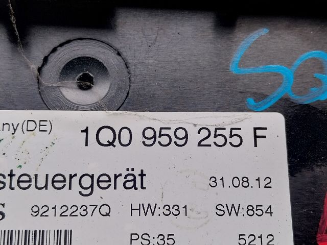 bontott VW EOS Cabrio Tetővezérlő