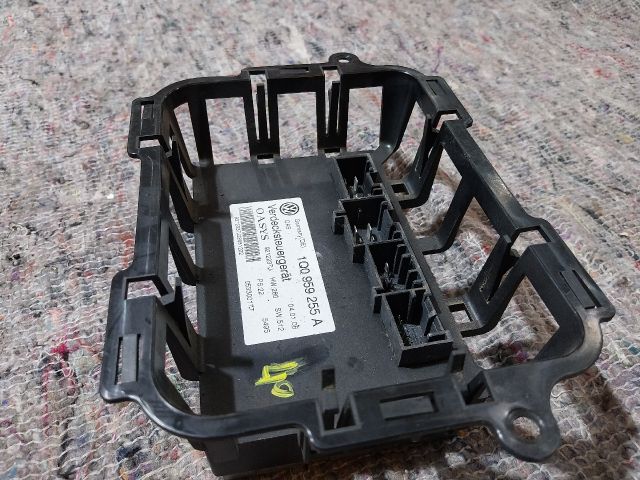 bontott VW EOS Cabrio Tetővezérlő