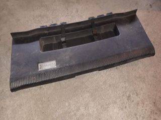 bontott VW EOS Csomagtérajtó Burkolat Alsó