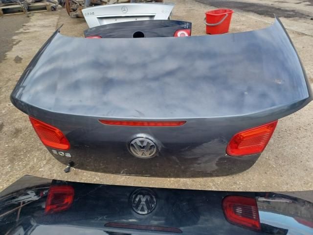 bontott VW EOS Csomagtérajtó (Üres lemez)