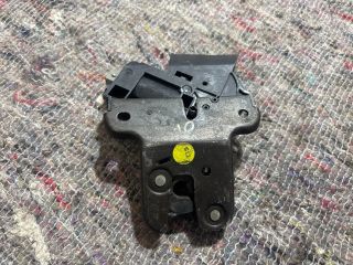 bontott VW EOS Csomagtérajtó Zárbetét