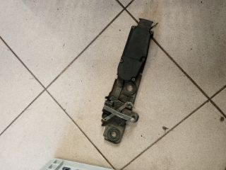 bontott VW EOS Csomagtérajtó Zárszerkezet