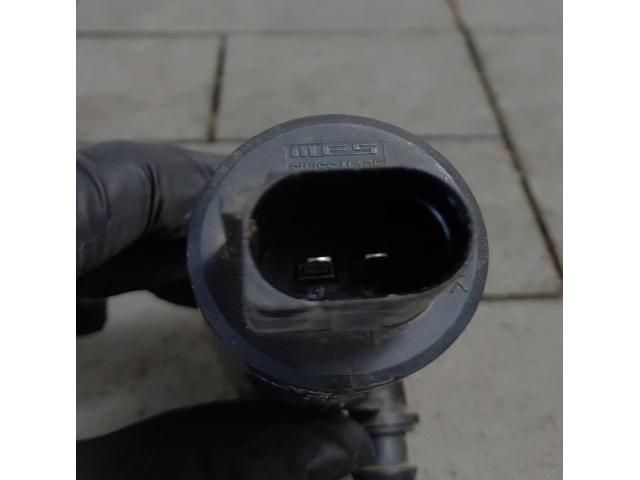 bontott VW EOS Első Ablakmosó Szivattyú