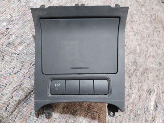 bontott VW EOS Első Hamutartó