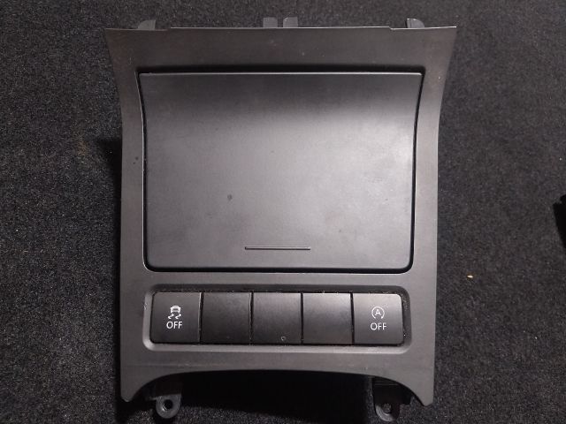 bontott VW EOS Első Hamutartó