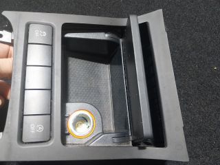 bontott VW EOS Első Hamutartó